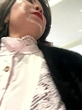 Snapshot of anna_yngs chatting on 4, 11, 2025 anna yngs online show from 4, 11, 2025