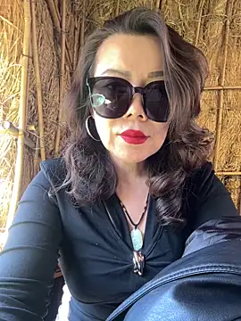 anna yngs online show from 4, 2, 2026