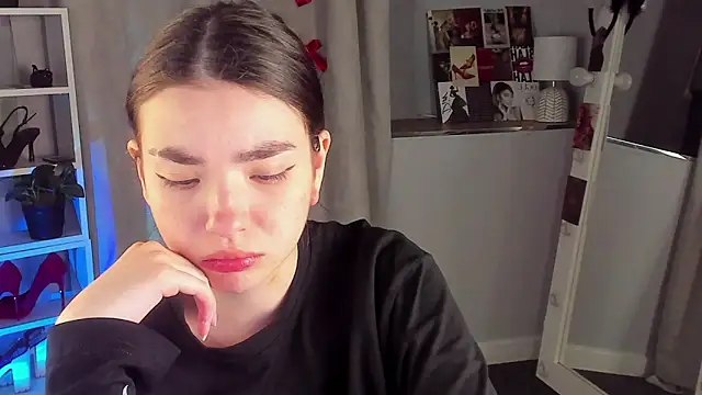 Marissa Garcia online show from 14, 9, 2025
