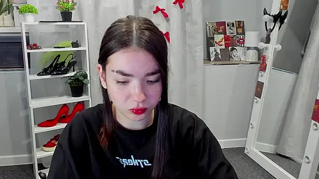 Marissa Garcia online show from 9, 9, 2025