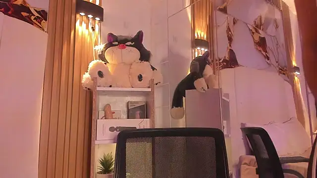 AgathaAtenea online show from 21, 11, 2025