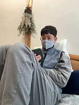 tom19899q online show from 29, 11, 2025