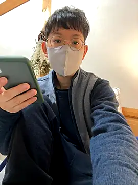 tom19899q online show from 27, 11, 2025