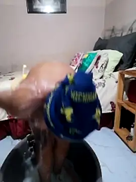 Yummyboomsbb online show from 15, 4, 2026