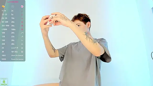 Snapshot of ColeStorm chatting on 24, 11, 2025 ColeStorm online show from 24, 11, 2025