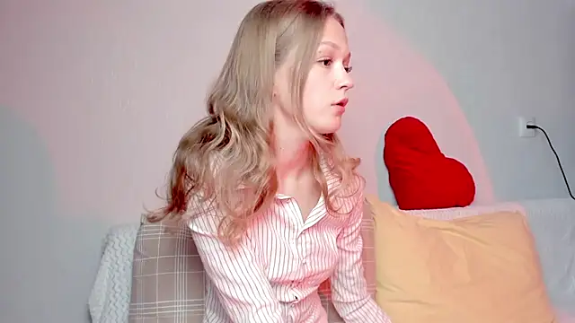 Kara smalltits online show from 27, 5, 2026