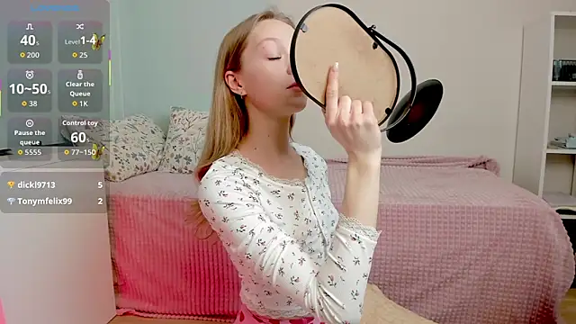 Kara smalltits online show from 1, 3, 2026