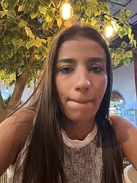 -juicy  online show from 10, 11, 2025