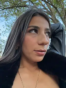 -juicy  online show from 20, 3, 2026