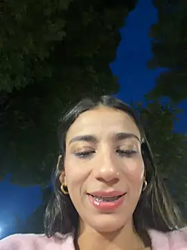-juicy  online show from 22, 7, 2026