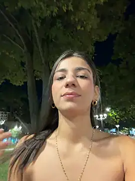 -juicy  online show from 14, 1, 2026