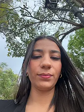 -juicy  online show from 19, 2, 2026