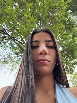 -juicy  online show from 28, 3, 2026