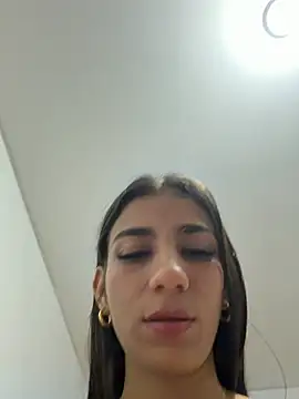 -juicy  online show from 5, 7, 2026