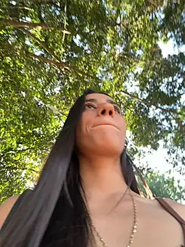 -juicy  online show from 1, 7, 2026