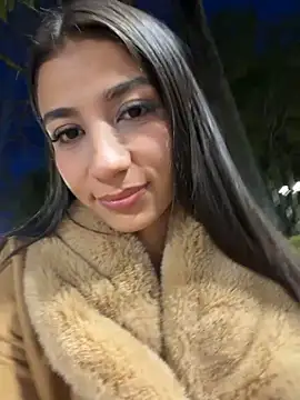 -juicy  online show from 18, 3, 2026
