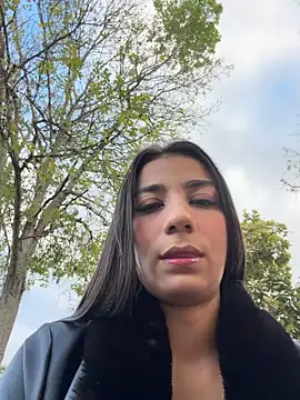 -juicy  online show from 10, 2, 2026