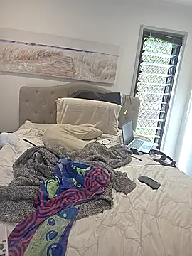 iamthepublickmasterbater online show from 9, 4, 2026