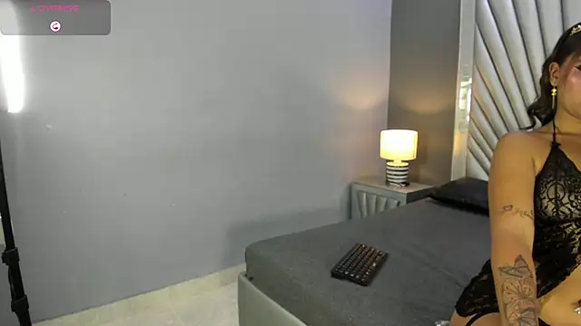 Bela Jones online show from 10, 10, 2025