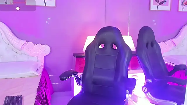 Bela Jones online show from 25, 10, 2025