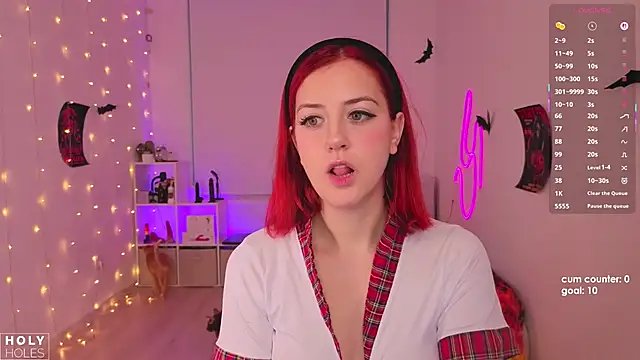 Snapshot of bananasgirl chatting on 26, 10, 2025 bananasgirl online show from 26, 10, 2025