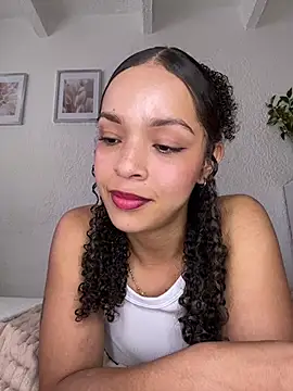 Yasmin777  online show from 15, 7, 2026