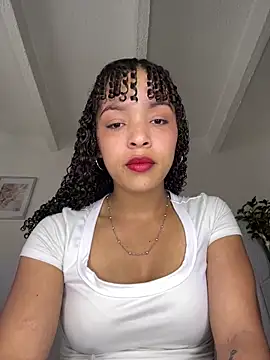Yasmin777  online show from 18, 6, 2026