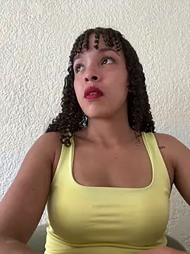 Yasmin777  online show from 14, 4, 2026