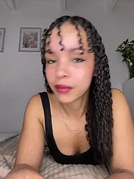 Yasmin777  online show from 15, 6, 2026