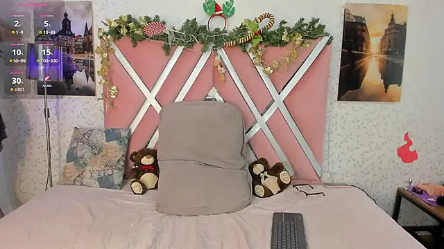 Sabrina Andrew online show from 17, 12, 2025