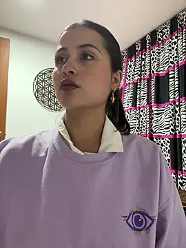 Ana  Pink online show from 9, 5, 2026
