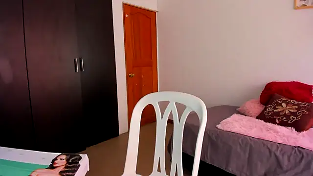 Snapshot of Ana__Pink chatting on 26, 10, 2025 Ana Pink online show from 26, 10, 2025