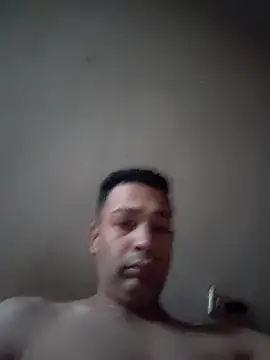 Snapshot of RinsedSulidae chatting on 10, 5, 2026 RinsedSulidae online show from 10, 5, 2026