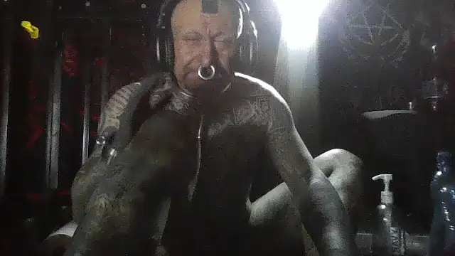 object857 online show from 18, 4, 2026