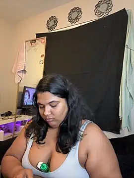 Snapshot of 1n0nlythroat chatting on 5, 12, 2025 1n0nlythroat online show from 5, 12, 2025