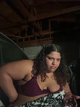 Snapshot of 1n0nlythroat chatting on 2, 3, 2026 1n0nlythroat online show from 2, 3, 2026