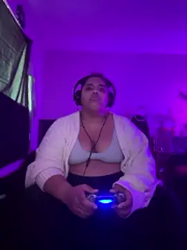 Snapshot of 1n0nlythroat chatting on 13, 1, 2026 1n0nlythroat online show from 13, 1, 2026