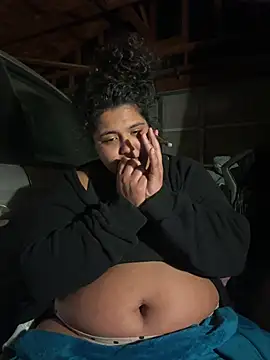 Snapshot of 1n0nlythroat chatting on 19, 1, 2026 1n0nlythroat online show from 19, 1, 2026