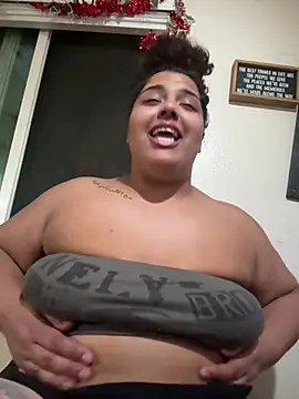 Snapshot of 1n0nlythroat chatting on 20, 2, 2026 1n0nlythroat online show from 20, 2, 2026