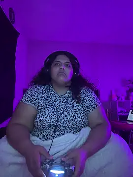 Snapshot of 1n0nlythroat chatting on 8, 2, 2026 1n0nlythroat online show from 8, 2, 2026