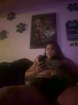 Snapshot of 1n0nlythroat chatting on 6, 6, 2026 1n0nlythroat online show from 6, 6, 2026