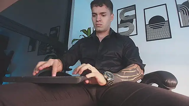 ALPHA DOMINUS  online show from 25, 7, 2026