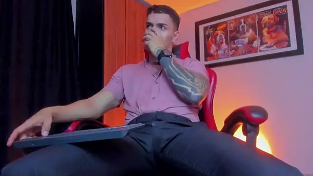 ALPHA DOMINUS  online show from 9, 3, 2026