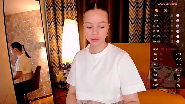 Snapshot of marydreams_ chatting on 6, 5, 2026 marydreams online show from 6, 5, 2026