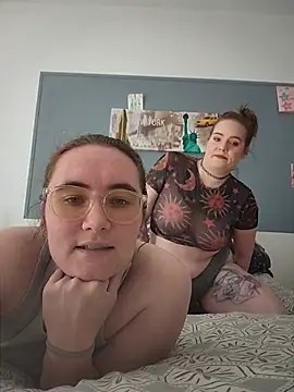 AndHerXO online show from 18, 7, 2026