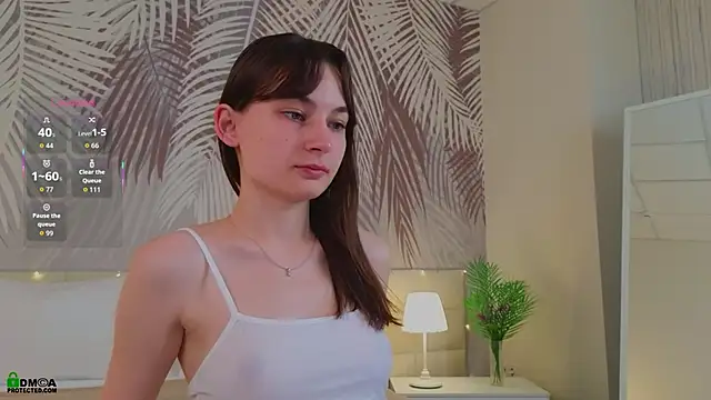 LolaPrise online show from 12, 11, 2025