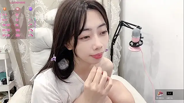 tuantuanle online show from 21, 12, 2025