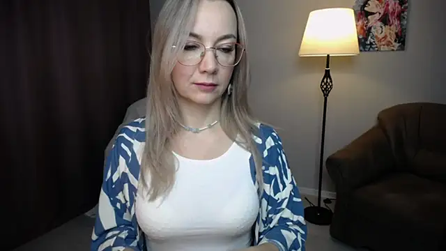 Ava Elior online show from 19, 10, 2025