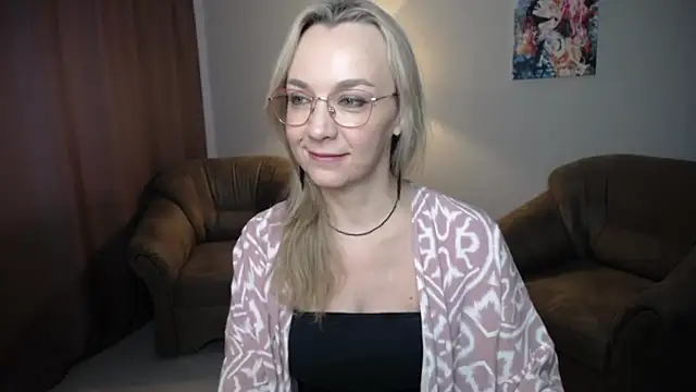 Snapshot of Ava_Elior chatting on 18, 7, 2026 Ava Elior online show from 18, 7, 2026