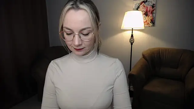 Ava Elior online show from 20, 4, 2026